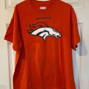 NFL Team Apparel Size XL/ XG Denver Broncos Shirt. Manning 18 on Back